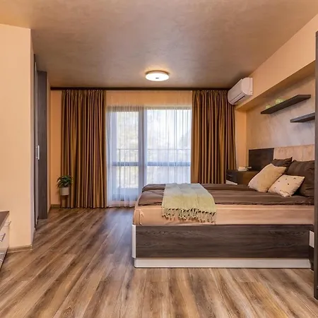 Warm And Spacious 1br - Brownie Апартамент