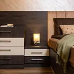 Warm And Spacious 1br - Brownie بلوفديف