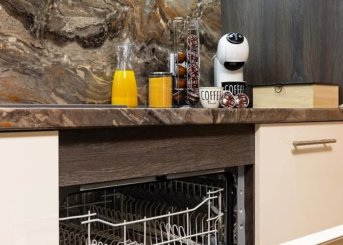 Warm And Spacious 1br - Brownie 아파트 *