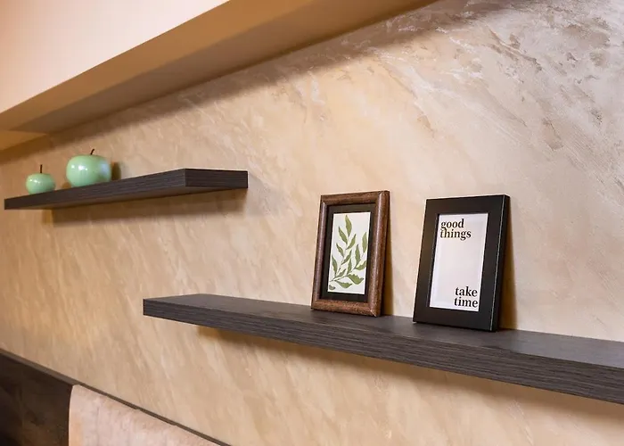 Warm And Spacious 1br - Brownie 플로브디프