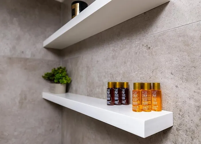 Warm And Spacious 1br - Brownie 아파트 *